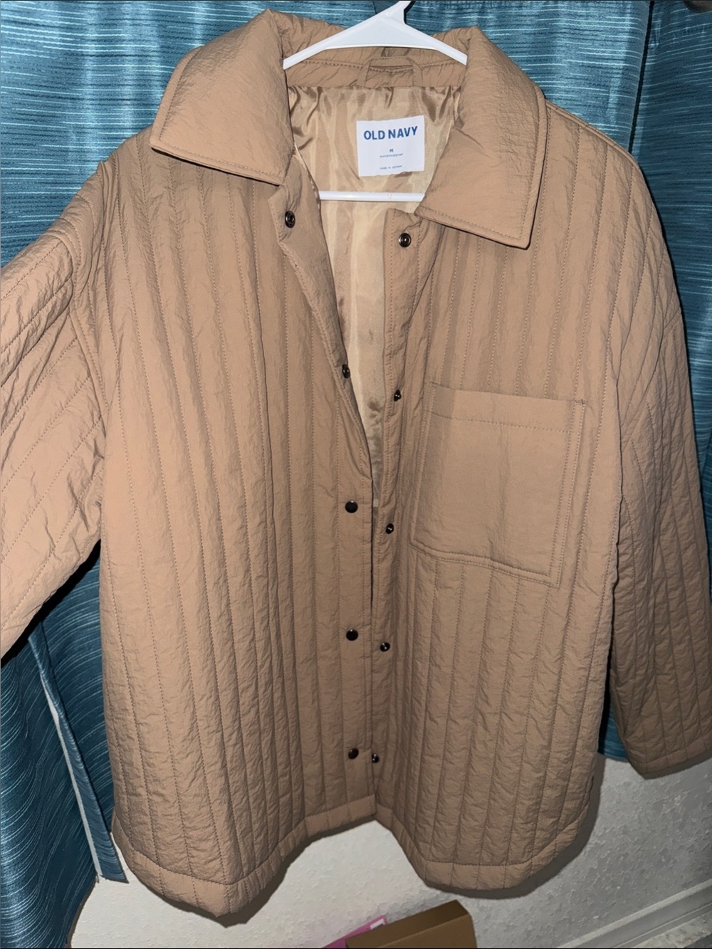 Old Navy Quilted Lightweight Jacket in Tan